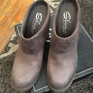 Sbicca Leather Clogs